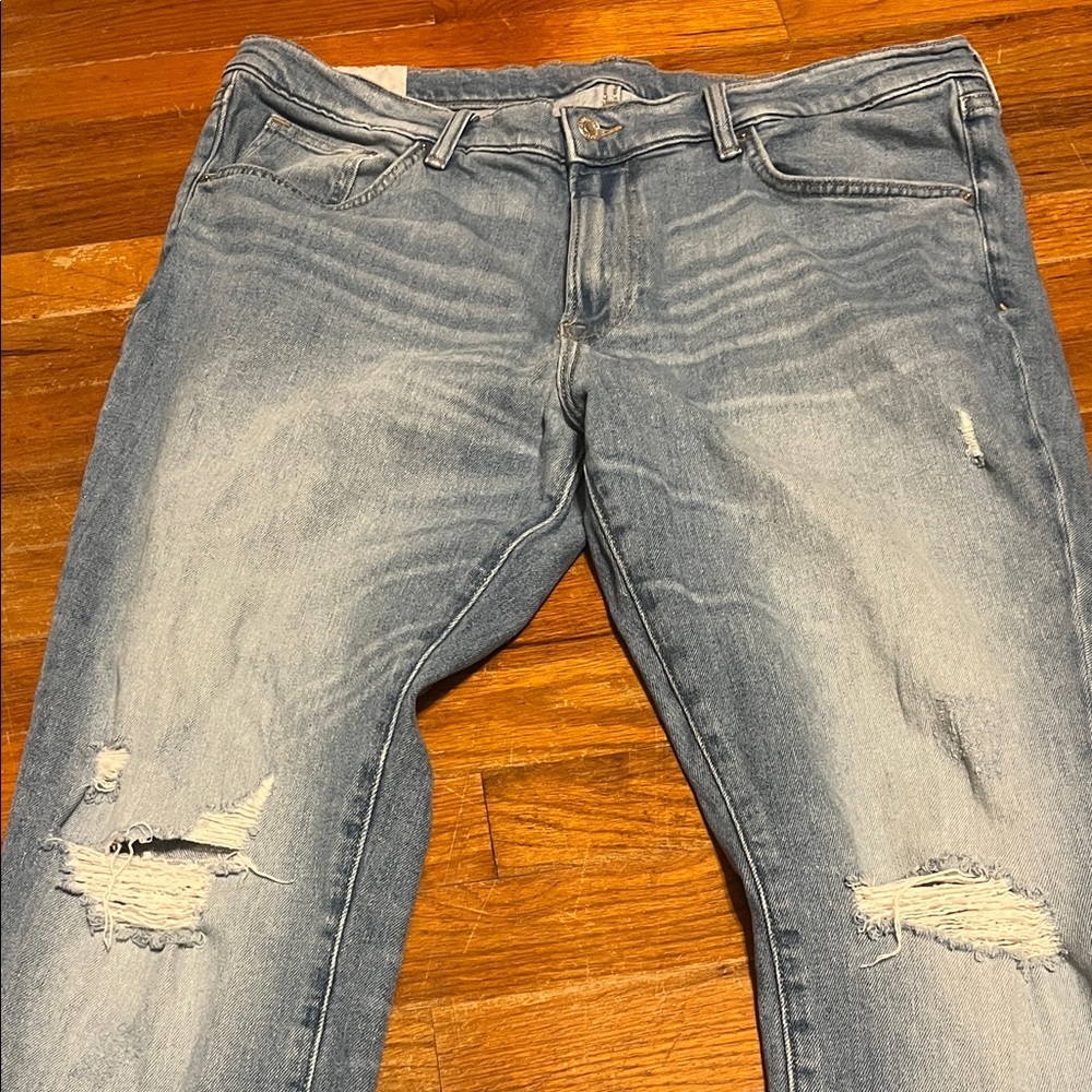 H&M High Rise Light Blue Jeans - Picture 3 of 5